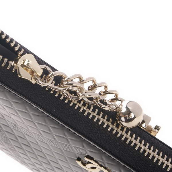 Replica Chanel A40319 Black Patent Leather Zippy Wallet